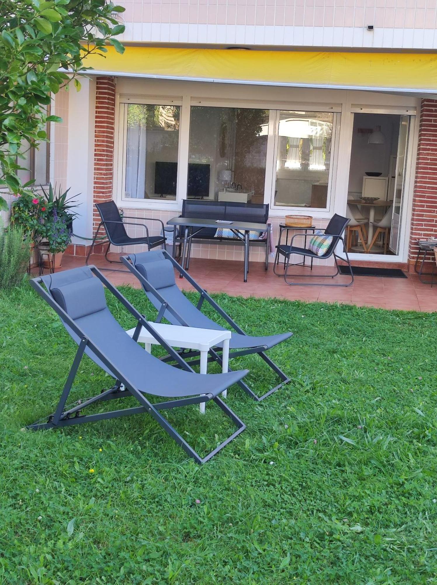 Apartamento Albejo Ларедо Экстерьер фото